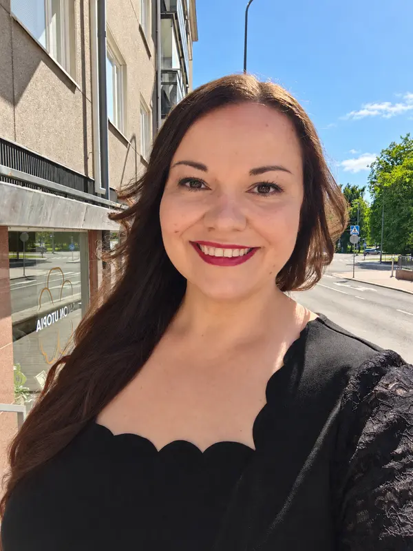 Bäsmä Roinisto, Kohtaamistaiteen ohjaaja